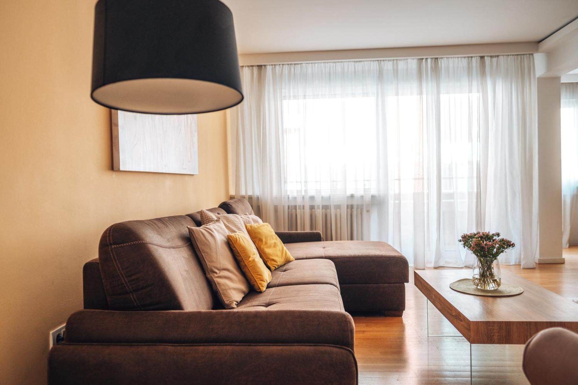 Crown Central Three Bedroom Apartment Belgrad Dış mekan fotoğraf