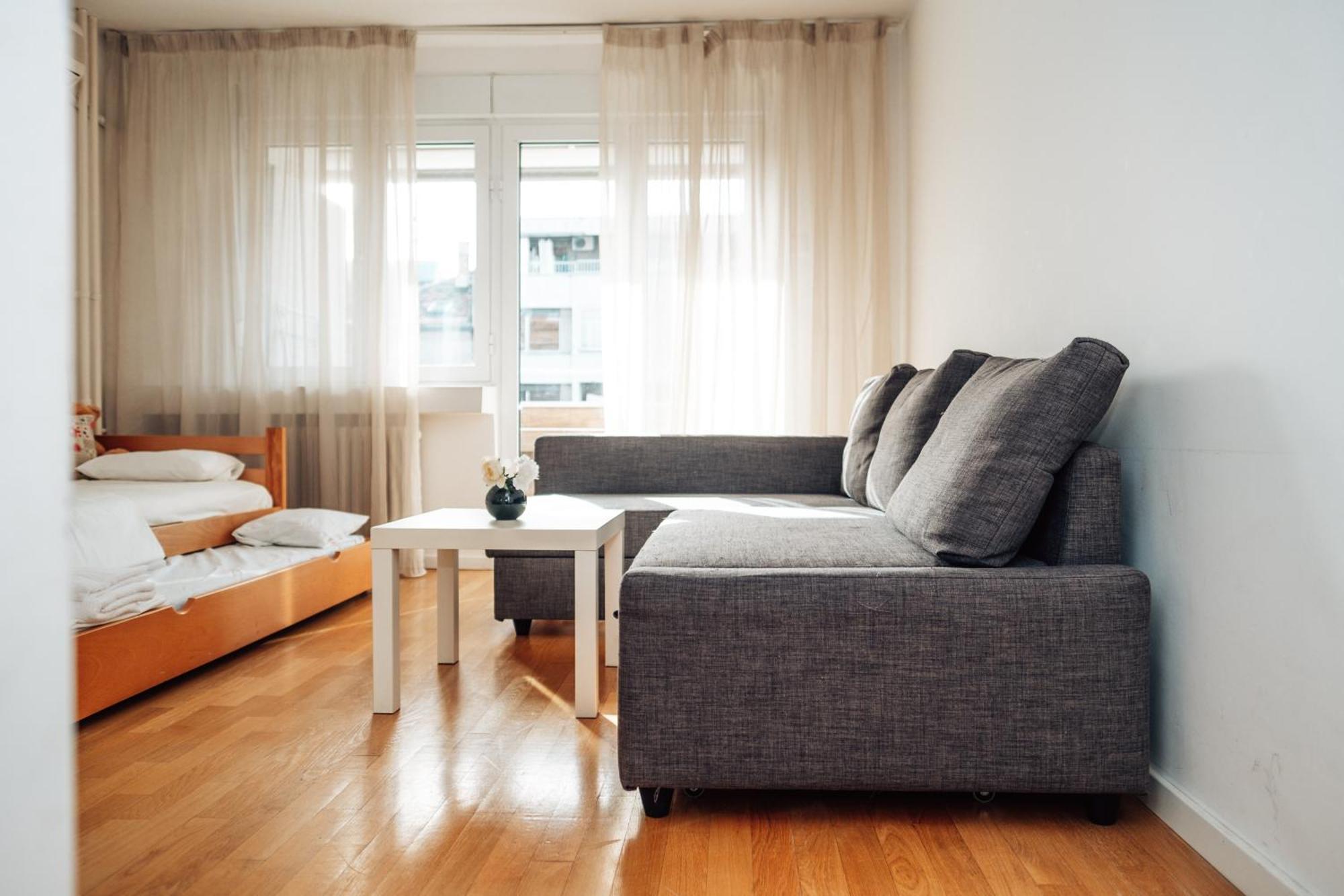 Crown Central Three Bedroom Apartment Belgrad Dış mekan fotoğraf