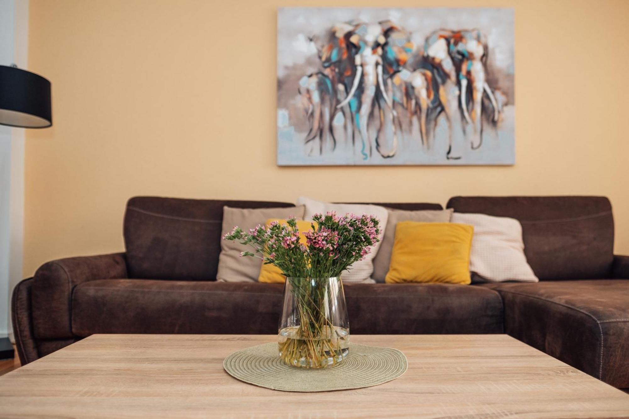 Crown Central Three Bedroom Apartment Belgrad Dış mekan fotoğraf